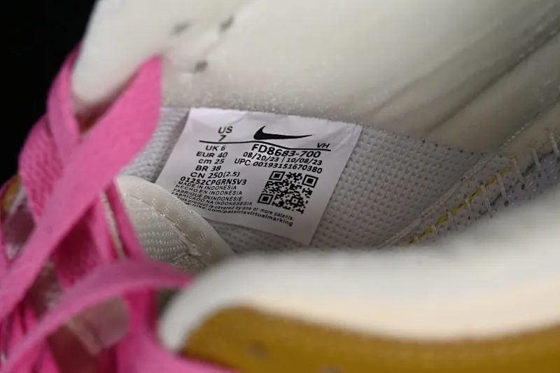 All categories Nk SB Dunk series Nk SB Dunk Low low-top sneakers Nk Dunk Low "Just Do It" pink SB low-top casual sneakers FD8683-700